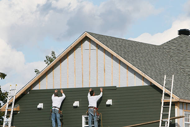 Professional Vinyl Siding technician working in Goldston, NC