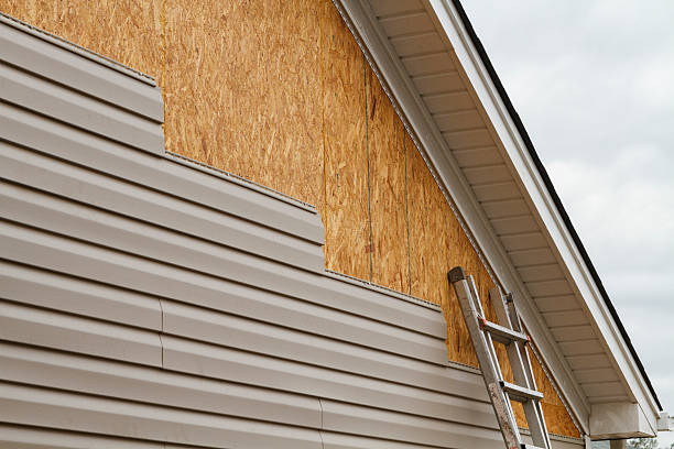 24/7 Emergency Vinyl Siding experts in Goldston, NC